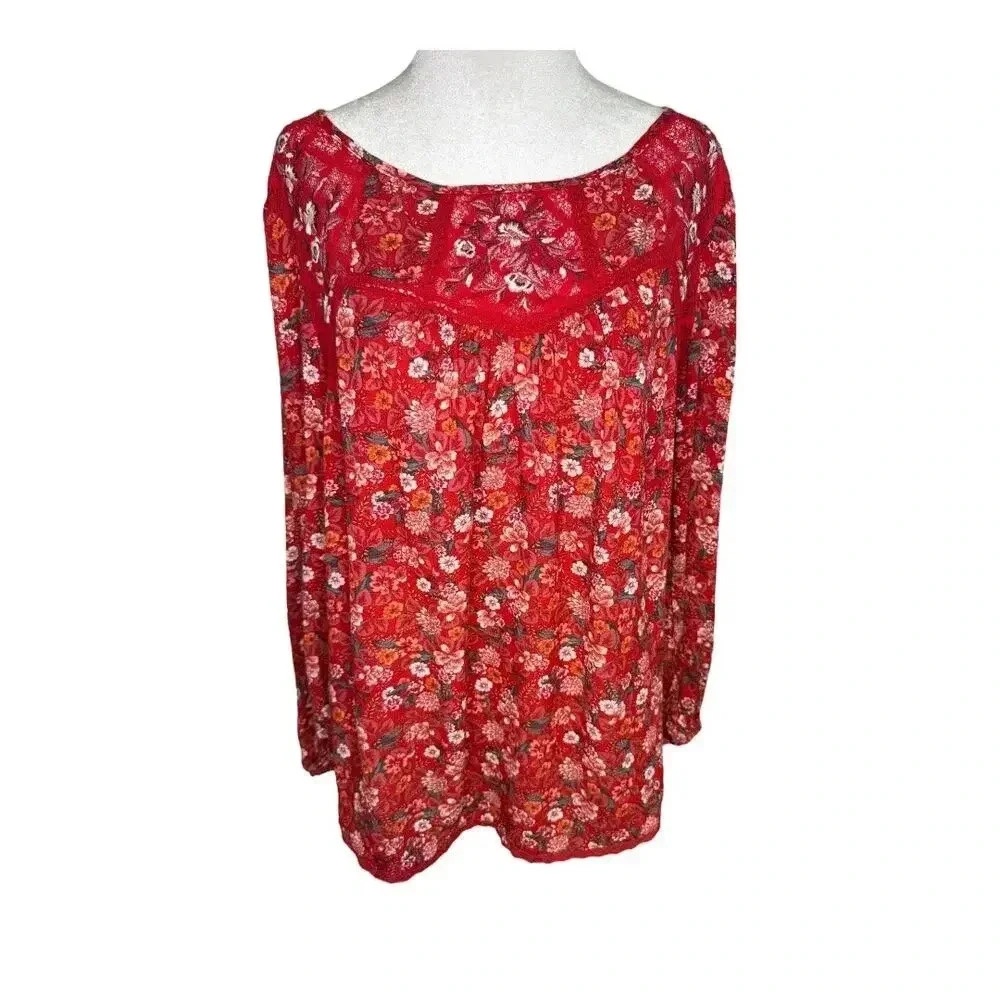 NEW Mason & Belle Women's‎ Small Red Floral Lace Blouse 3/4 Sleeve Boat Neck NWT